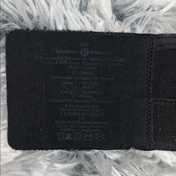 Lulu lemon sports bra - Picture 3 of 3